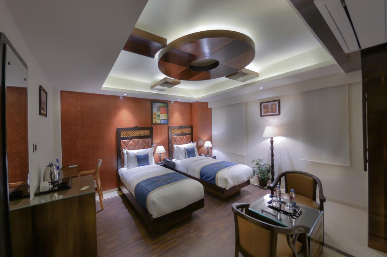 Srinagar  Hotel Downtown المظهر الخارجي الصورة