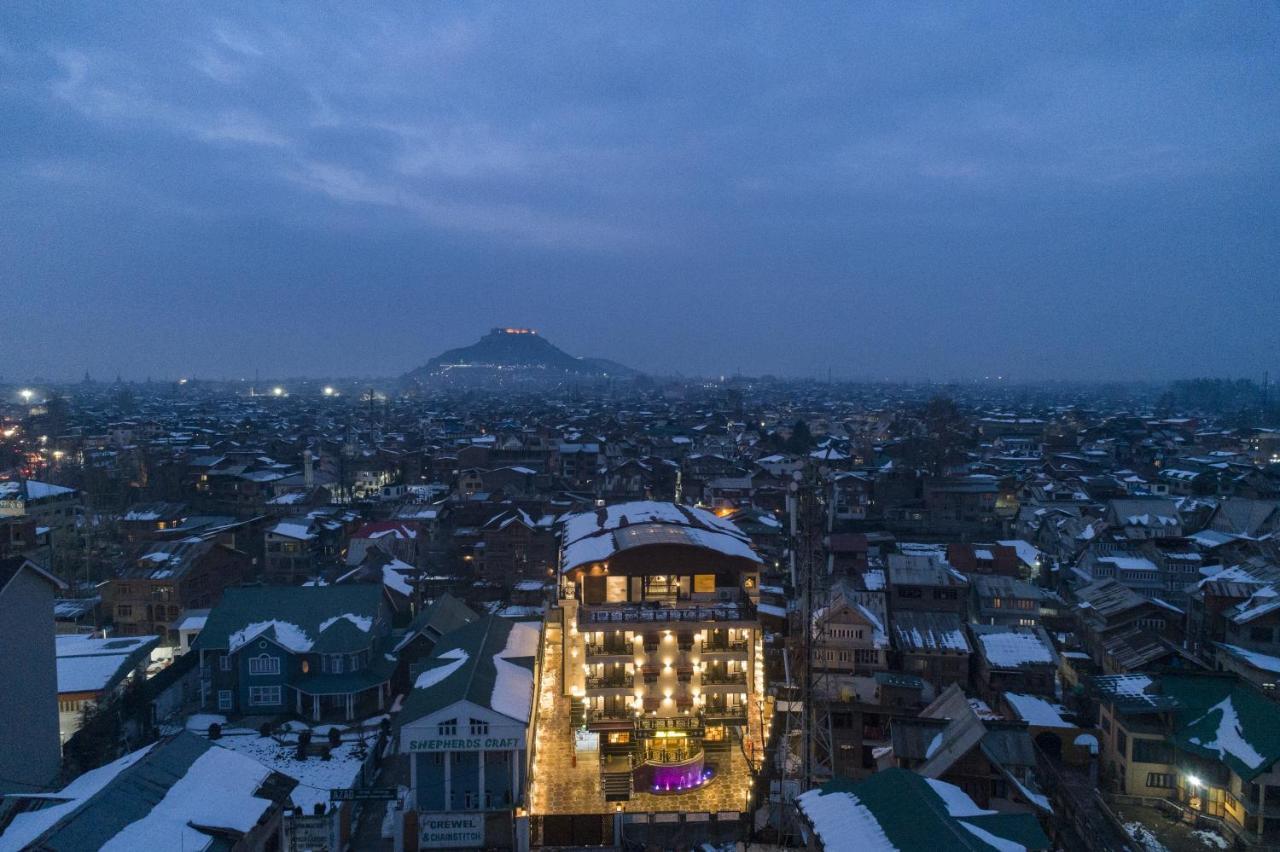 Srinagar  Hotel Downtown المظهر الخارجي الصورة